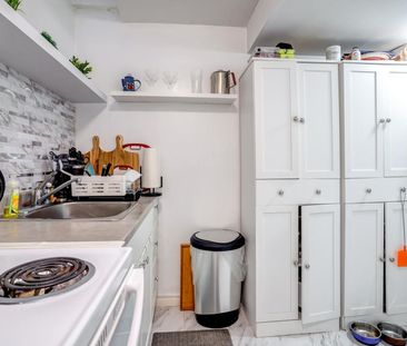 For Lease - 48 Lawndale Crescent Unit# Lower, Brampton, Ontario - Photo 2