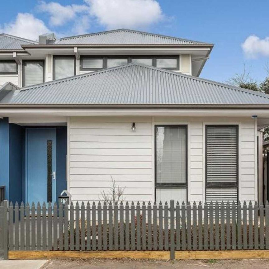 Register to Inspect // Immaculately presented three bedroom home exuding style - Photo 1