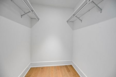 For Lease - 30 Inn on the Park Drive Unit# 1109, Toronto, Ontario - Photo 3