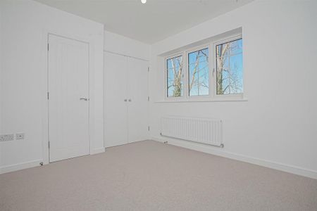 2 bedroom semi-detached house to rent - Photo 3