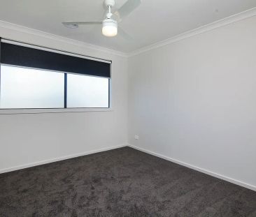 49 Walker Way, Berwick VIC 3806 - Photo 5