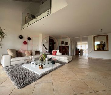 Unique, beautiful and large 6.5-room triplex penthouse in Plan-les-... - Photo 2