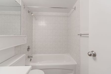 For Lease - 20 Saint Patrick Street Unit# 1207, Toronto, Ontario - Photo 5