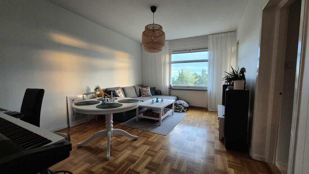 Långhalsvägen, Årsta - Foto 1