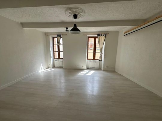 Location Maison 5 pièces 138m² CLERMONT FERRAND 63100 - Photo 1