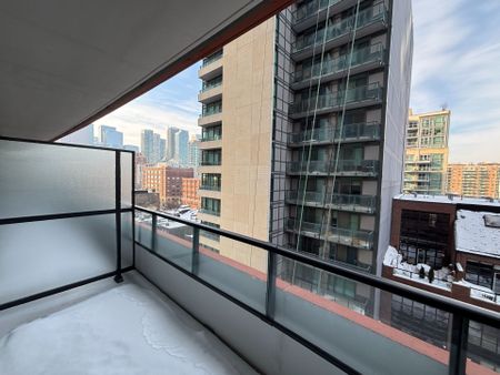 For Lease - 180 Front Street Unit# 1001, Toronto, Ontario - Photo 3