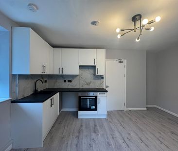 Woodhall Road, Chelmsford CM1, London - Photo 3