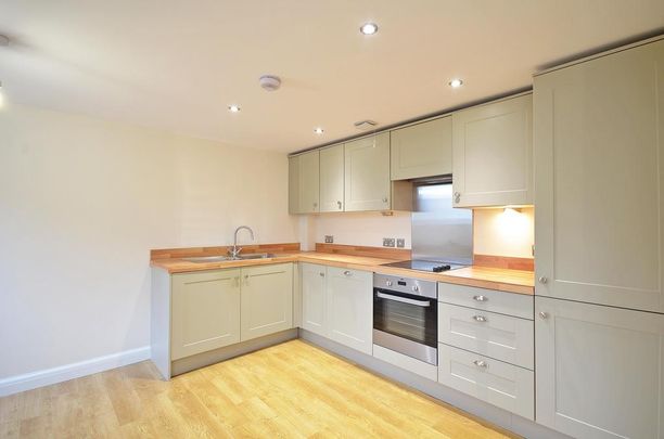 2 bedroom house to rent - Photo 1