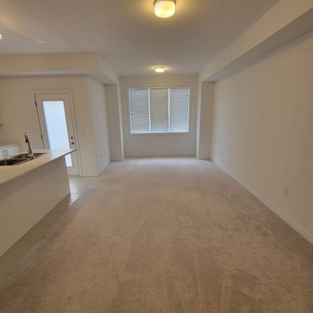 For Lease - 19 Edminston Drive, Centre Wellington, Ontario - Photo 4