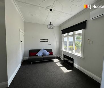 Modernised character home in central location - Photo 6