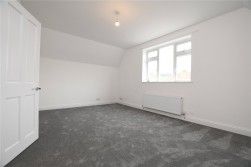 3 Bed Property To Rent - Photo 1