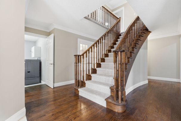 For Lease - 3980 Chadburn Crescent, Mississauga, Ontario - Photo 1