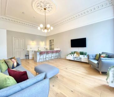 2 bedroom flat to rent - Photo 4