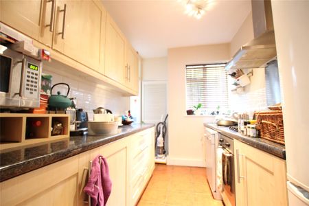 Three Double Bedroom Flat to Rent - Wapping! - Photo 5