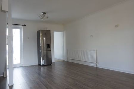 2 Bed Terraced House, Mount Pleasant, RG1 - Photo 3