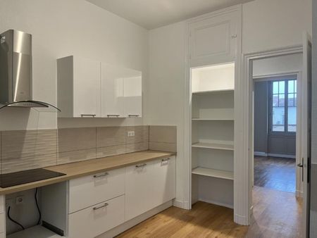 Appartement T3 à louer à Roanne - Gare - Photo 5