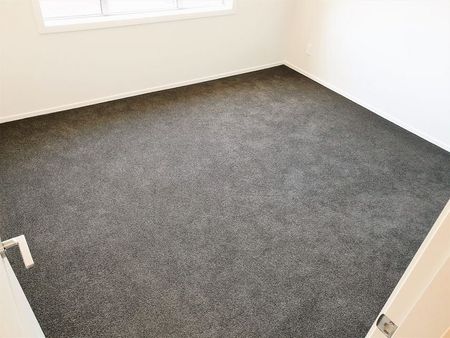 Urban living at its best | Available mid-July - Photo 3