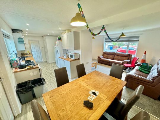 Penryn Close, Norwich - Photo 1