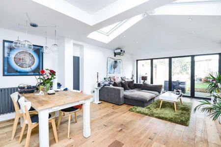 2 bedroom house to rent - Photo 2