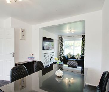 3 bed semi-detached house to rent in Pinewood Green, Iver Heath, SL0 - Photo 2