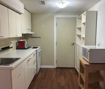 For Lease - 66 Mackenzie Crescent Unit# Basement, Toronto, Ontario - Photo 2