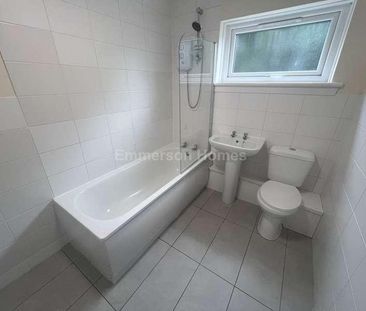 Greenhill Drive, Linwood, PA3 - Photo 2