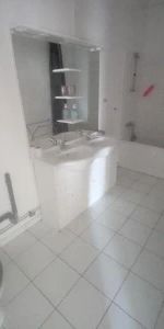 Appartement à louer 2 pièces 45m² - Photo 4