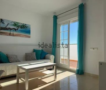 Alquiler de casa o chalet independiente en Calle los Nisperos - Photo 5