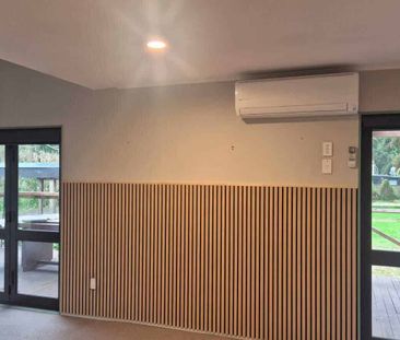 THREE BEDROOMS, MANAKAU - Photo 1