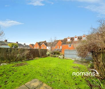 3 bedroom terraced to rent - Photo 1