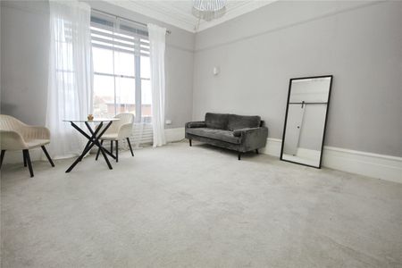 Oliver Grove, London, SE25 6EH - Photo 3
