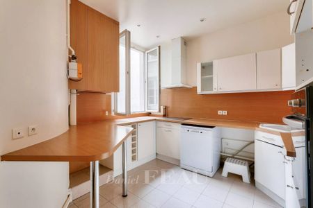 Location appartement, Paris 5ème (75005), 5 pièces, 131.77 m², ref 85256323 - Photo 2