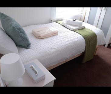 Room in a Shared House, Beck Road, E8 - Photo 6