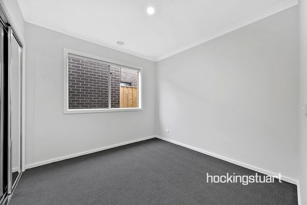 13 Railway Avenue, - Photo 1