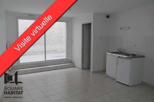 Location Appartement 1 pièce 27m² LA ROCHE POSAY 86270 - Photo 1