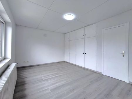 Appartement te huur - Foto 3