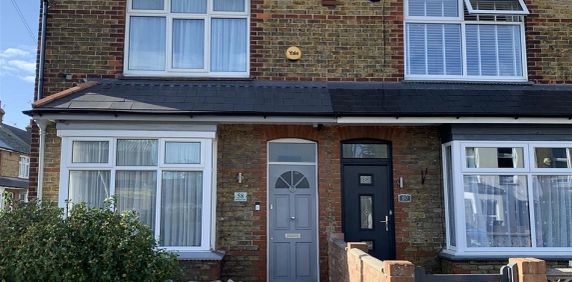 Newington Road, Ramsgate, CT12 6EQ, Kent - Photo 2