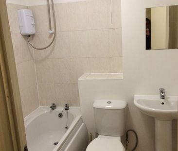 1 Bed Flat, Vicars Bridge Close, HA0 - Photo 4