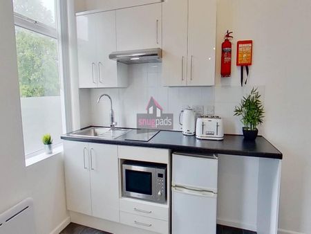 Studio to rent - Photo 5