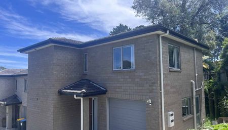 Spacious Home - Photo 4