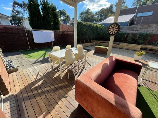 Parkville - Photo 1