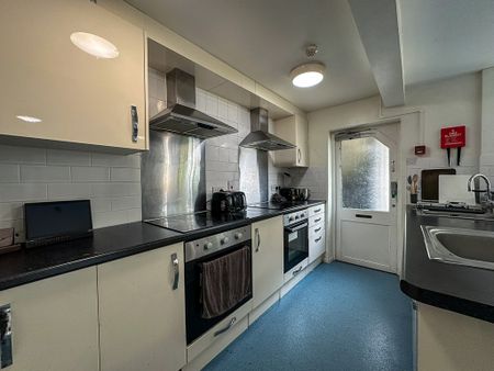 Bateman Street, Room , Cambridge, CB2 - Photo 2