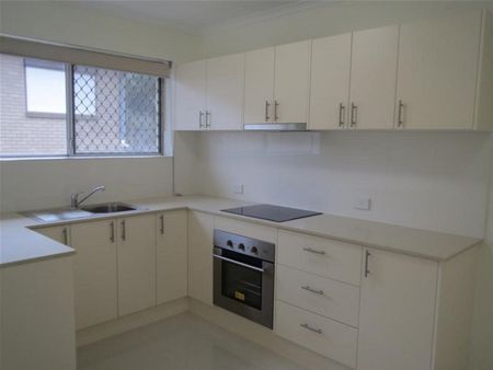 HIGH ON THE HILL - Photo 5