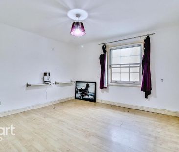 3 bedroom detached house to rent - Photo 3