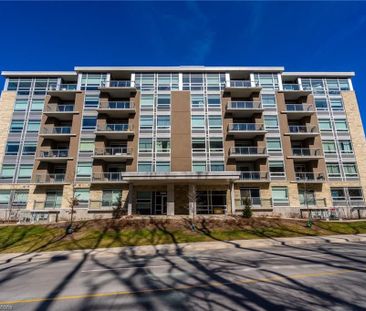 For Lease - 455 Charlton Avenue Unit# 402, Hamilton, Ontario - Photo 3