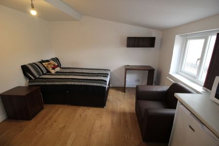 Brook Street Flat 3, PRESTON, Lancashire PR1 7DD - Photo 2