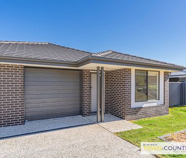 4A Niagara St is your next home! This beautiful, newly built house ... - Photo 5