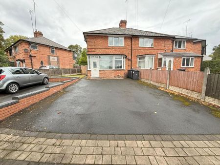 3 bedroom end of terrace house to rent - Photo 3