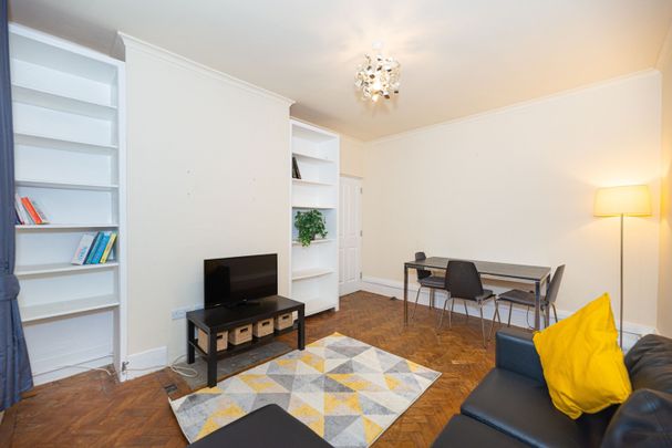 2 Bed Flat, Triangle Place, SW4 - Photo 1