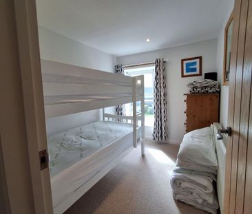 3 bedroom terraced house to rent - Photo 6